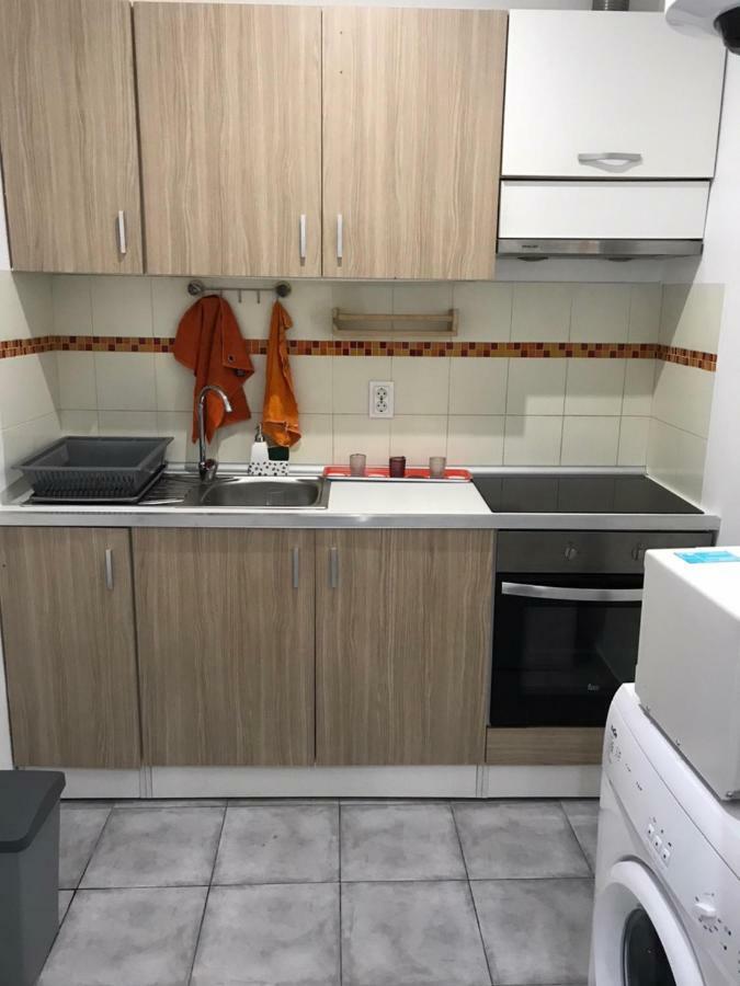 Corner House Apartment Trafaria Bagian luar foto